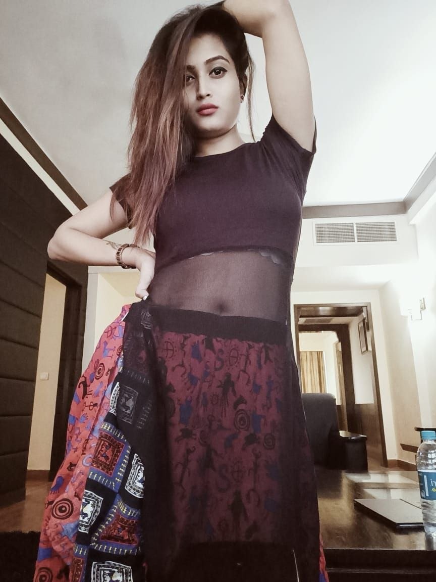 Surat Escorts near Golf Course